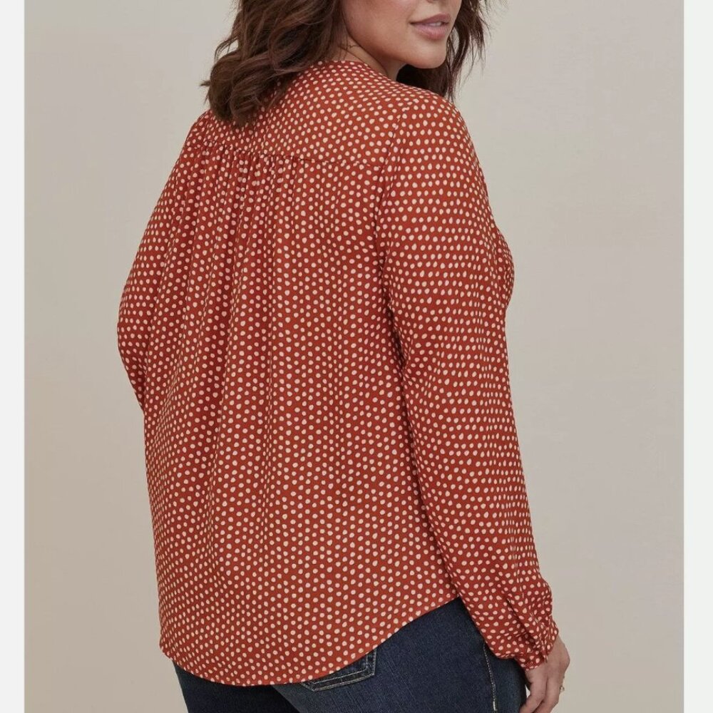 Torrid 1X Tunic Blouse Georgette Rusty Orange & Creamy Ivory White Polka Dots - Picture 2 of 9